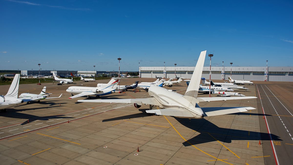 Перрон : Vnukovo-3